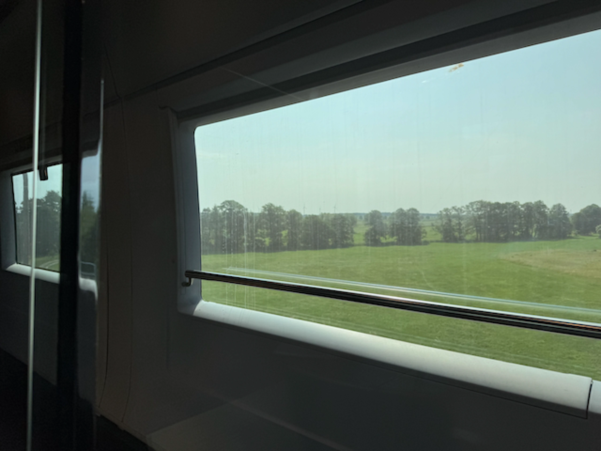 This view was far better than any available on-train entertainment.